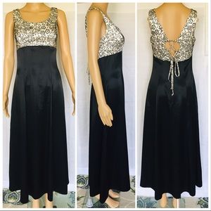 Vintage 90’s Classic Black & White Formal / Prom Dress USA 🇺🇸 Size 7